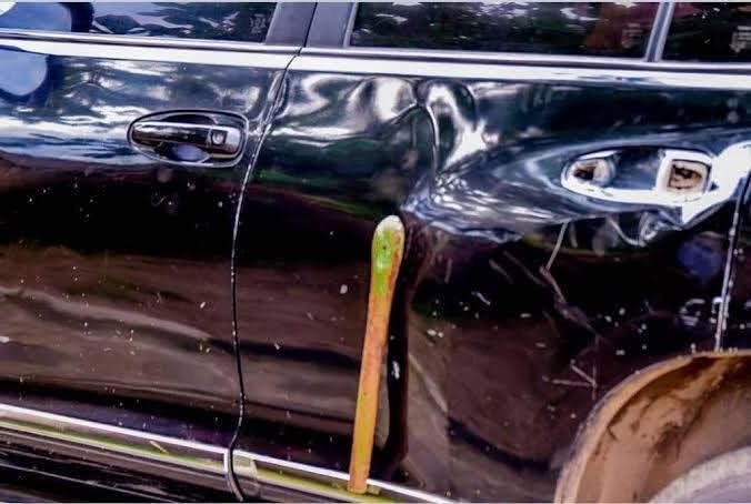 gunmen hurled stones and fired gunshots at the singer’s convoy