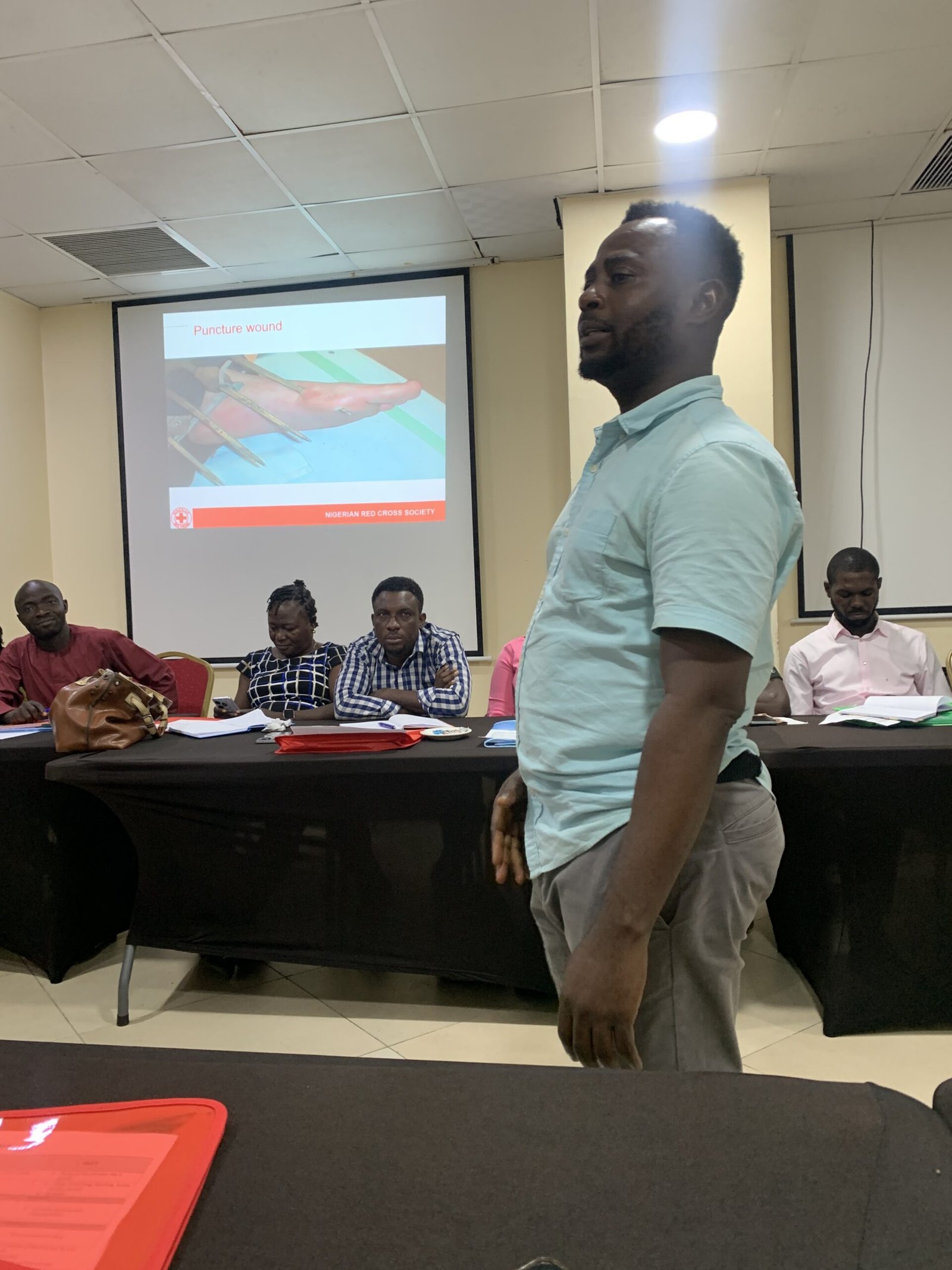 Mr Yemi, a co-trainer from the Red Cross