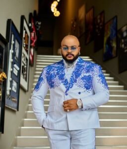 BBNaija Star, Whitemoney Debuts Bold New Look On His Birthday (Photos)