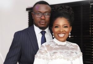 I regret announcing my divorce online, but I had no choice — Actress Abiola Adebayo