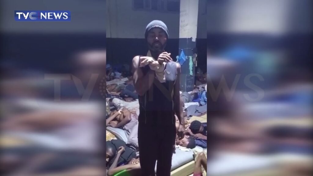 Stranded Nigerians in Libyan Deportation Camp Cry Out For Help