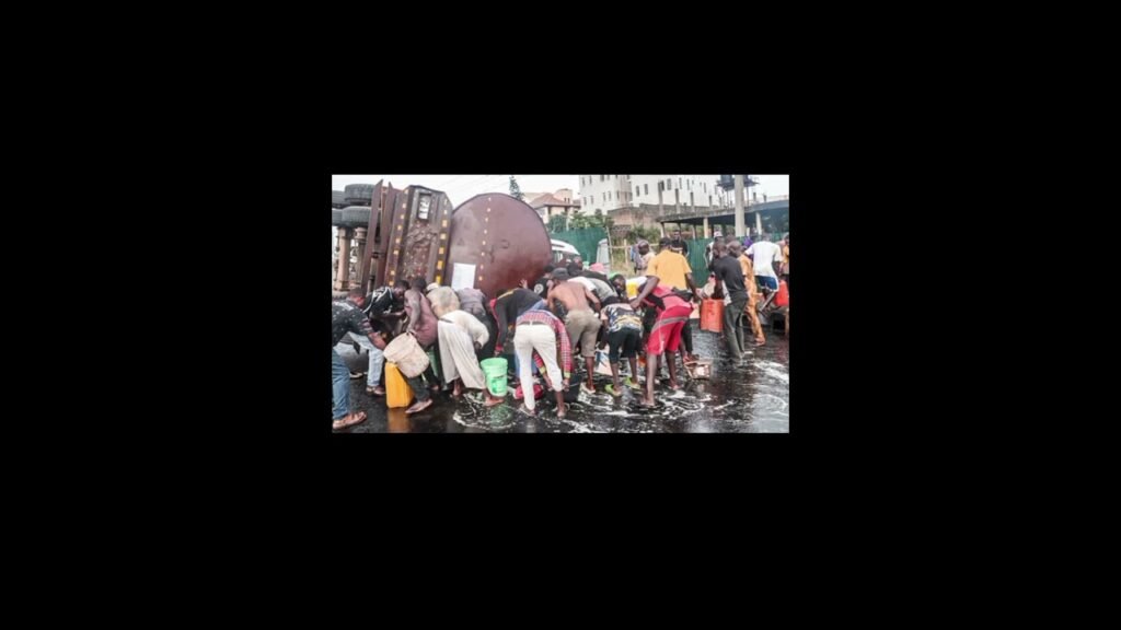 Nigerians, scooping fuel is deadly. #breakingnews #news #newsupdate #nigerianews #awareness #public