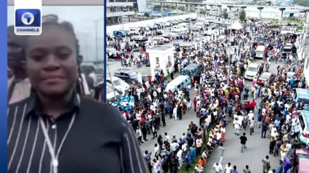 Supporters Storm Rivers Govt House, Vow To Wait Till Fubara Arrives
