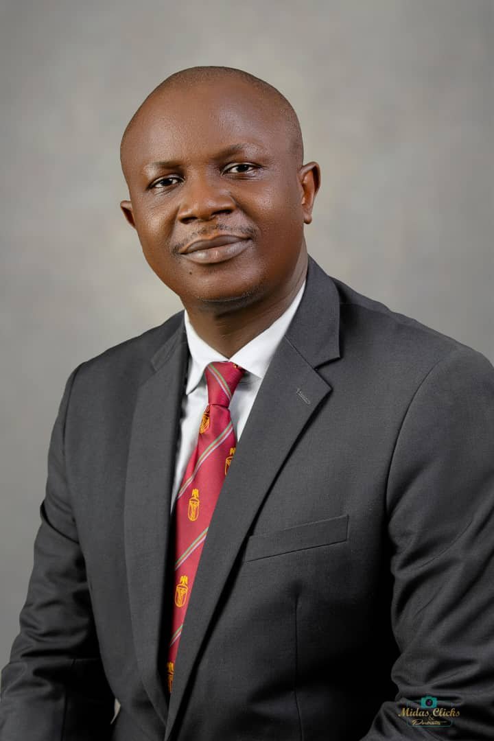 Akinnagbe Fernandez, a_Consultant Obstetrician and_Gynaecologist_Minimal Access and IVF expert at the University of Abuja Teaching Hospital