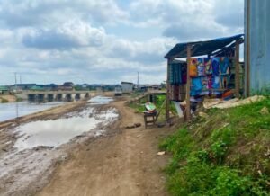 ‘Our businesses are suffering’ – Bad roads cripple female traders’ livelihoods in Lagos community ‘Our businesses are suffering’ – Bad roads cripple female traders’ livelihoods in Lagos community