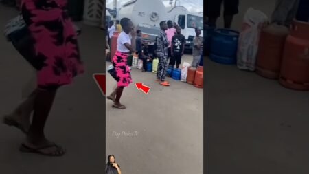 Gas Scarcity in Nigeria #shorts #viral #foryou #nigerianews