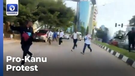 Protesters Scamper As Gunshots Disperse Sowore-Led ‘Free Nnamdi Kanu’ Protest