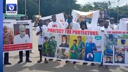 Protesters Decry Insecurity In South East, Fault Calls For Nnamdi Kanu’s Release