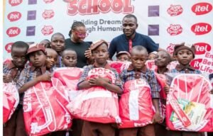 itel Empowers Over 600 Pupils In Ikorodu With ₦4m Back-to-School Donations itel Empowers Over 600 Pupils In Ikorodu With ₦4m Back-to-School Donations