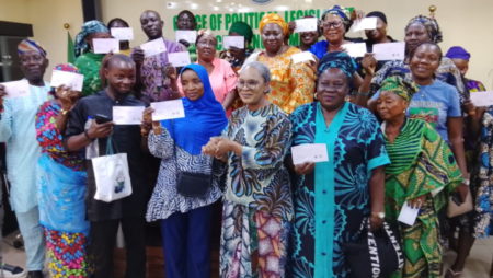 4,000 Lagos Residents Get N1.6bn Sanwo-Olu Cares Financial Aid Initiative