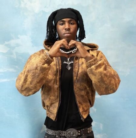 I Worked In A Bet Shop Before Fame – Nigerian Singer, Fola Opens Up