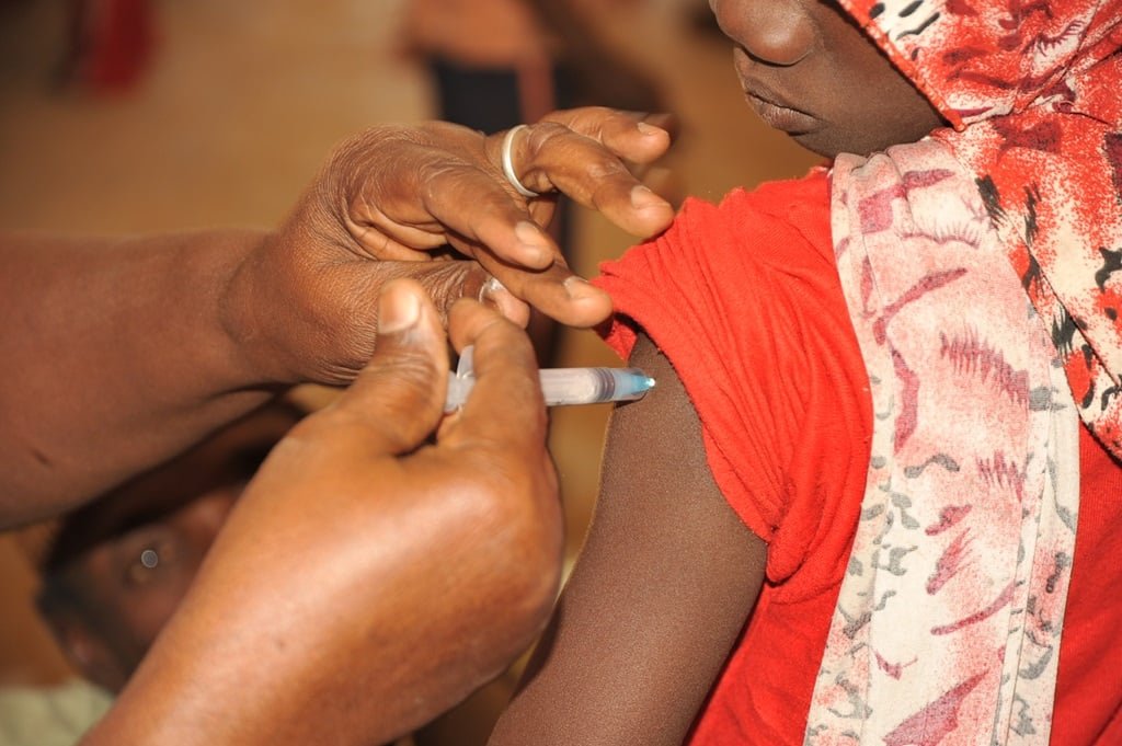 Nigeria’s Health Minister confirms mass vaccination against measles, yellow fever Nigeria’s Health Minister confirms mass vaccination against measles, yellow fever