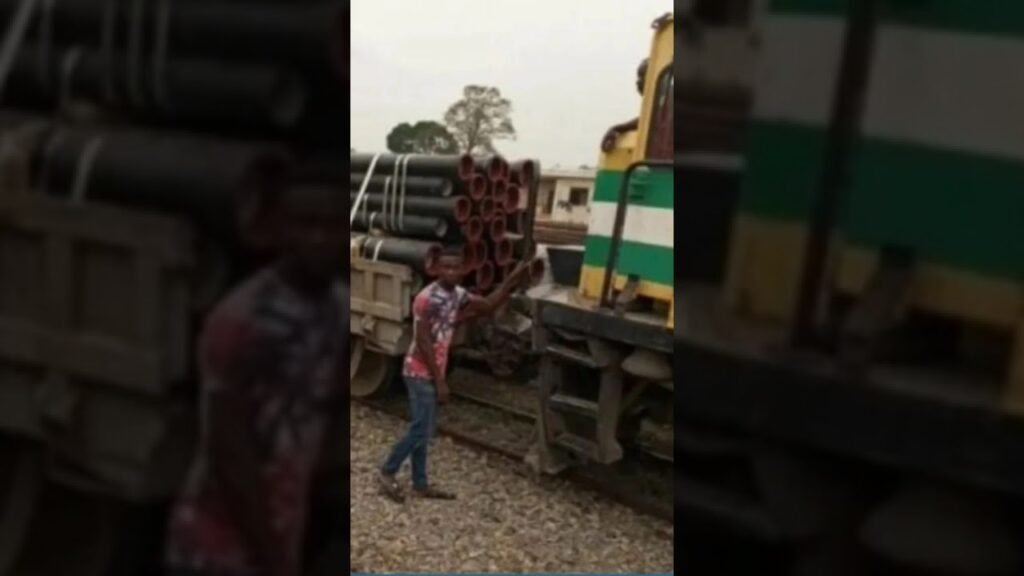 Abuja train go bad #news #youtubeshorts #channel #shorts #nigeria #nigerianews #train #abuja #tvc