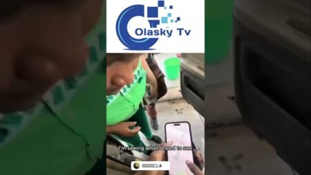 A FUEL ATTENDANCE SCAMMED A MAN IN LAGOS FILLING STATION A FUEL ATTENDANCE SCAMMED A MAN IN LAGOS FILLING STATION