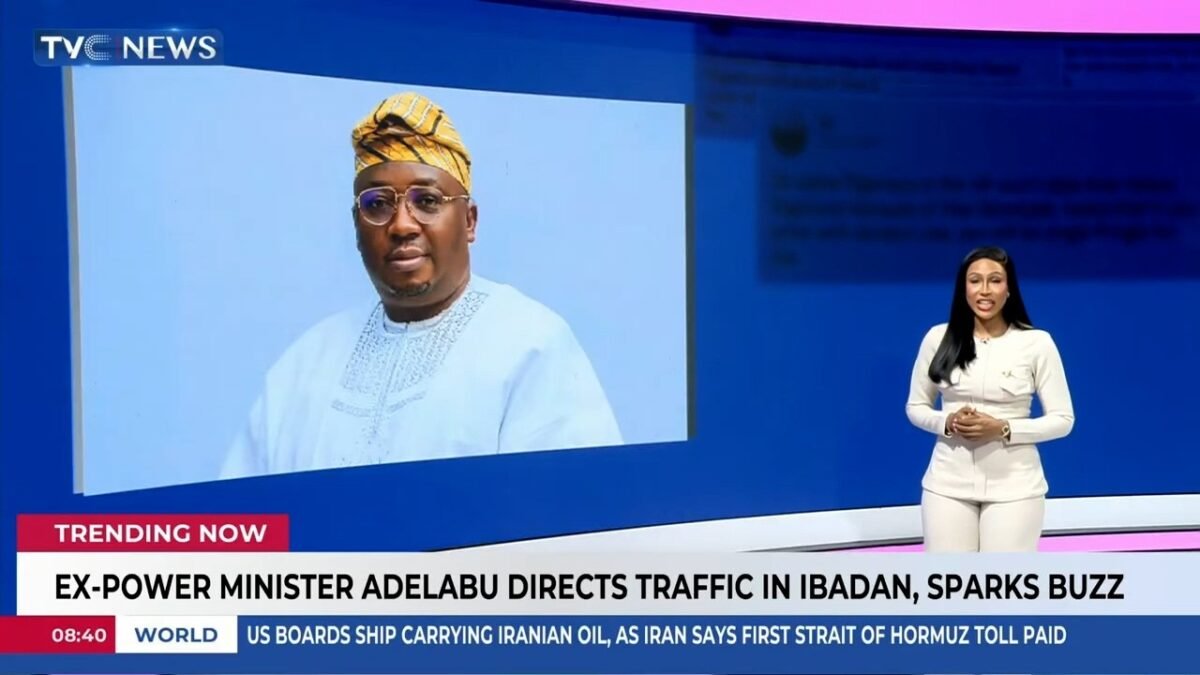 Trending Now: Ex-Power Minister, Adelabu  Directs Traffic In Ibadan, Sparks Buzz + Others