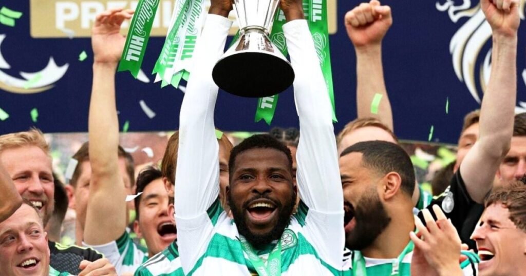 Celtic clinch Scottish Premiership with dramatic comeback