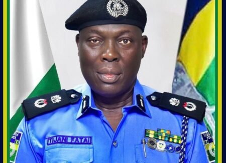 Police arrest two suspected Lagos robbers, recover phones