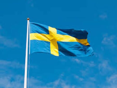 Sweden changes citizenship requirements to 8-year residency