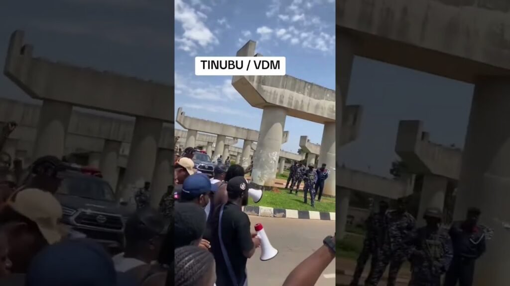 President Tinubu the Loaner, Loanee #tinubu #tinubumustgo#loan #nigeria #news
