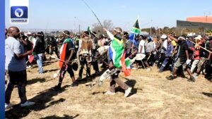 S/Africa Immigration Crisis Intensifies, Nigeria Resumes Citizen’s Evacuation + More |Network Africa S/Africa Immigration Crisis Intensifies, Nigeria Resumes Citizen’s Evacuation + More |Network Africa
