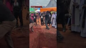 Nasawing Ateneo student-athlete na si Divine Adili, inilibing na sa Nigeria Nasawing Ateneo student-athlete na si Divine Adili, inilibing na sa Nigeria