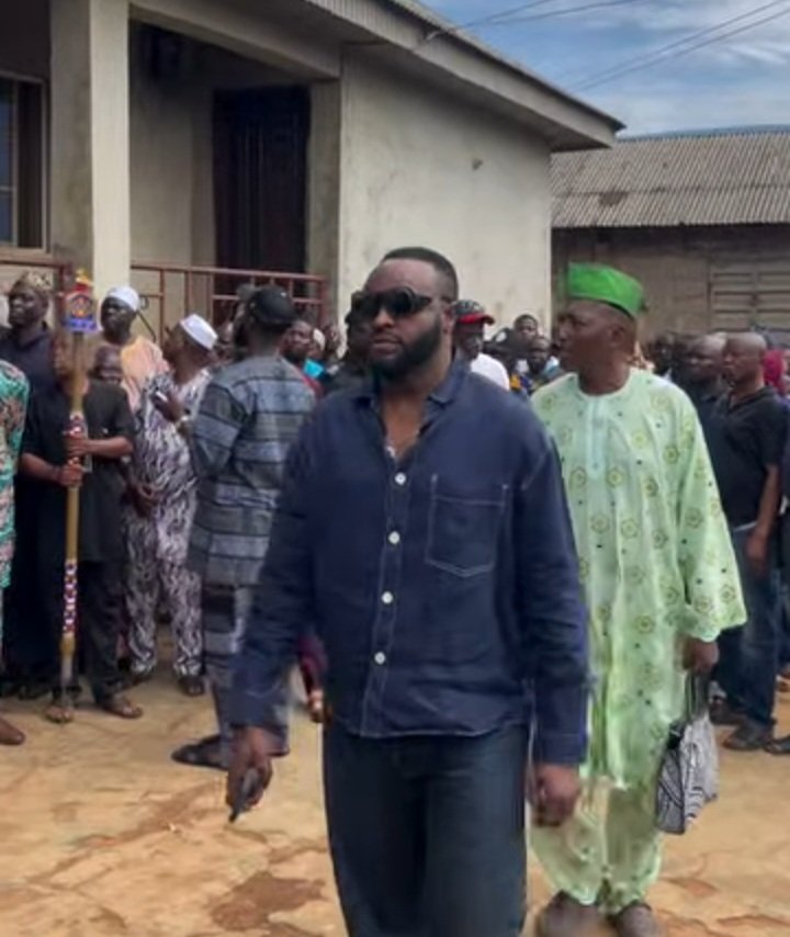 Femi Adebayo at the ongoing Ogogo’s burial ceremony (Credit_ Instagram@citypeopletv)