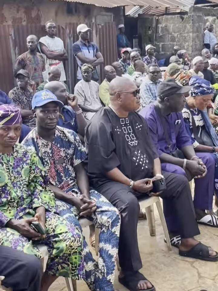 Mourners at the ongoing Ogogo’s burial ceremony (Credit_Instagram@citypeopletv)