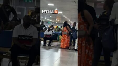 Passengers Cheer, Applaud Nigerian Soldiers At Airport In Show Of Support