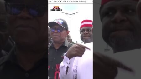 Peter Obi’s Convoy Blocked by Suspected Thugs Along Gboko Road in Benue Peter Obi’s Convoy Blocked by Suspected Thugs Along Gboko Road in Benue