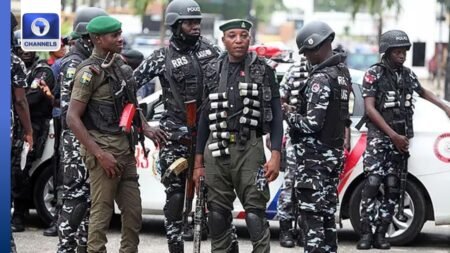 Kara Bridge: Ogun Police Deploy Nine Divisions Amid Expressway Gridlock Kara Bridge: Ogun Police Deploy Nine Divisions Amid Expressway Gridlock