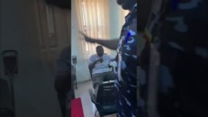 Retired police refused to leave #nigerianews #nigeria #bolatinubu #nigerianpolitics #nigerianpolice Retired police refused to leave #nigerianews #nigeria #bolatinubu #nigerianpolitics #nigerianpolice