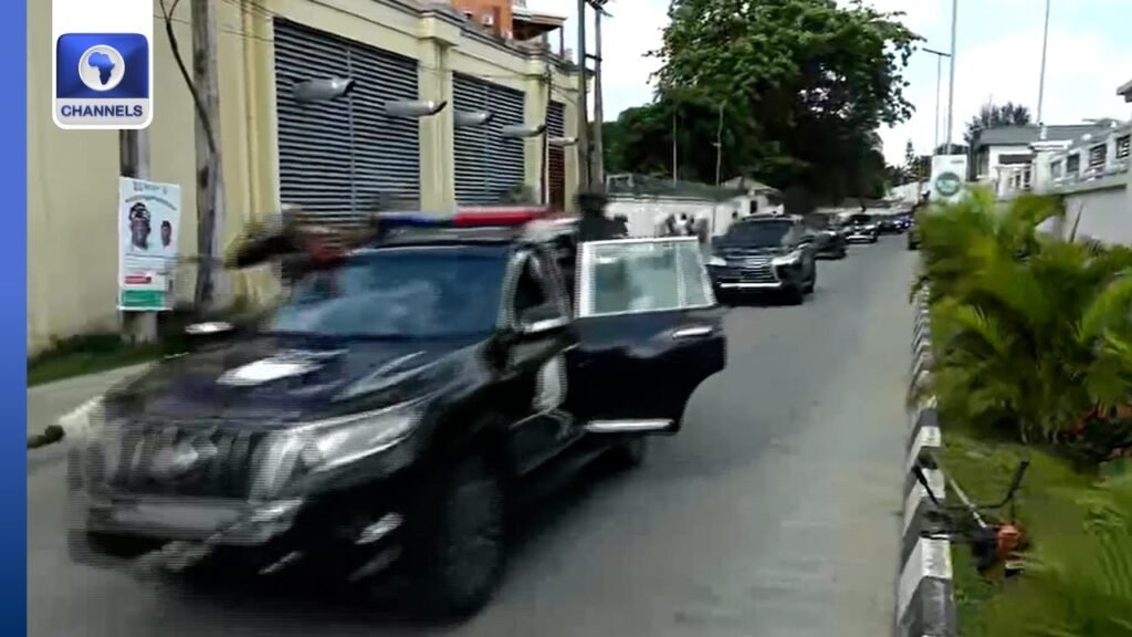 FULL VIDEO: Tinubu Heads To Dodan Barracks For Official Function After Return From Vacation FULL VIDEO: Tinubu Heads To Dodan Barracks For Official Function After Return From Vacation