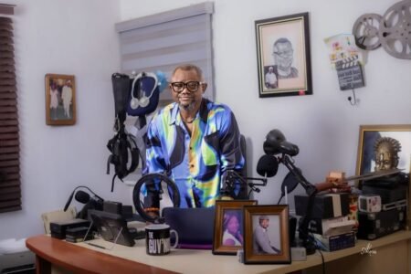 How Bakassi Boys arrested ‘Issakaba’ distributor, accosted Sam Dede — Lancelot Imasuen How Bakassi Boys arrested ‘Issakaba’ distributor, accosted Sam Dede — Lancelot Imasuen