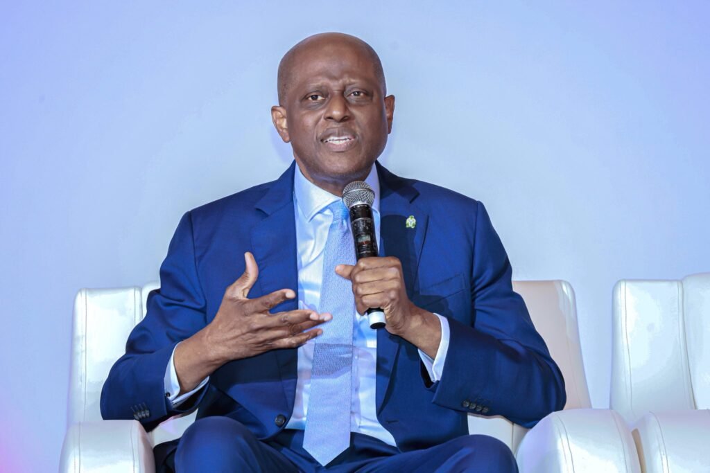 Nigeria’s fiscal crisis forced us to be creative, look beyond oil revenues – Cardoso Nigeria’s fiscal crisis forced us to be creative, look beyond oil revenues – Cardoso