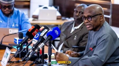 JUST IN: Ebola: Nigeria identifies 53 contacts linked to confirmed case JUST IN: Ebola: Nigeria identifies 53 contacts linked to confirmed case