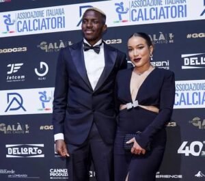 Osimhen’s Pregnant Girlfriend Escapes Unhurt in Three-Car Crash in Istanbul Osimhen’s Pregnant Girlfriend Escapes Unhurt in Three-Car Crash in Istanbul